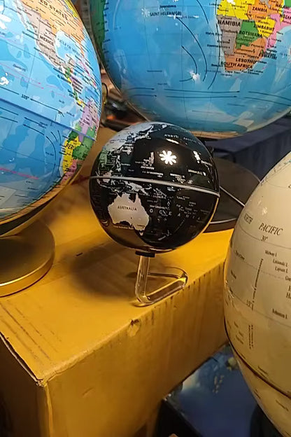 Dynamic World Self Rotating™